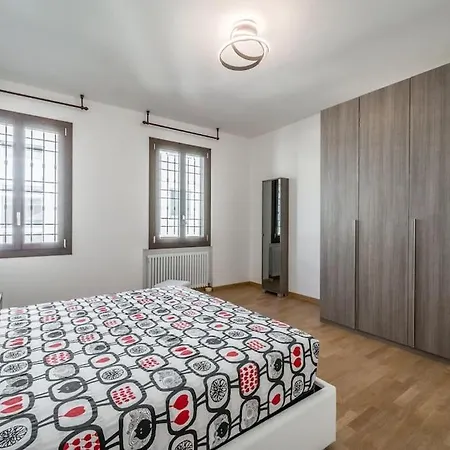 Apartamento Near Ferrari's & Pavarotti's House
