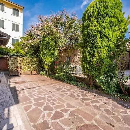 Appartement Near Ferrari's & Pavarotti's House