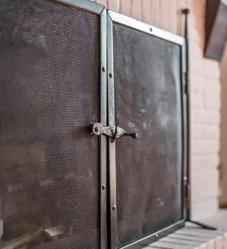 Near Ferrari's & Pavarotti's House شقة *